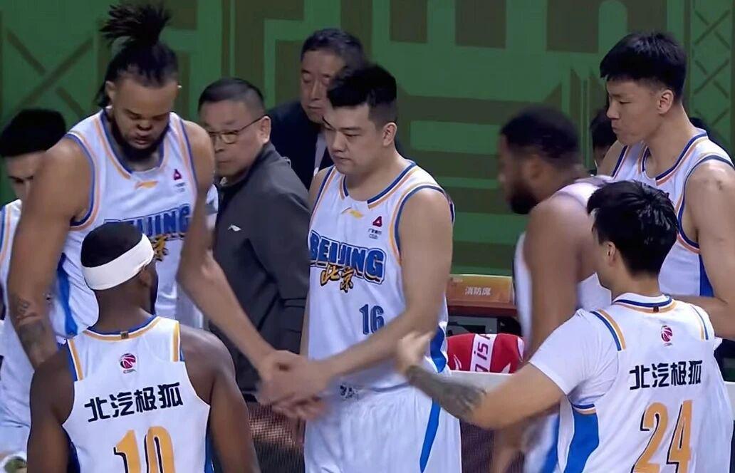 下载开云-北京男篮15分完败,辽宁男篮完胜新疆,山东力克福建重返四强